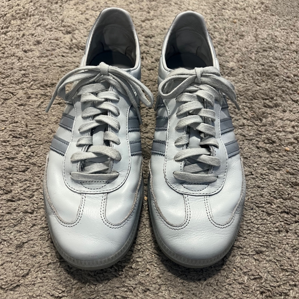 Adidas Men's SAMBA DECON Pantone/Silver Metallic. Blue grey color, 9.5